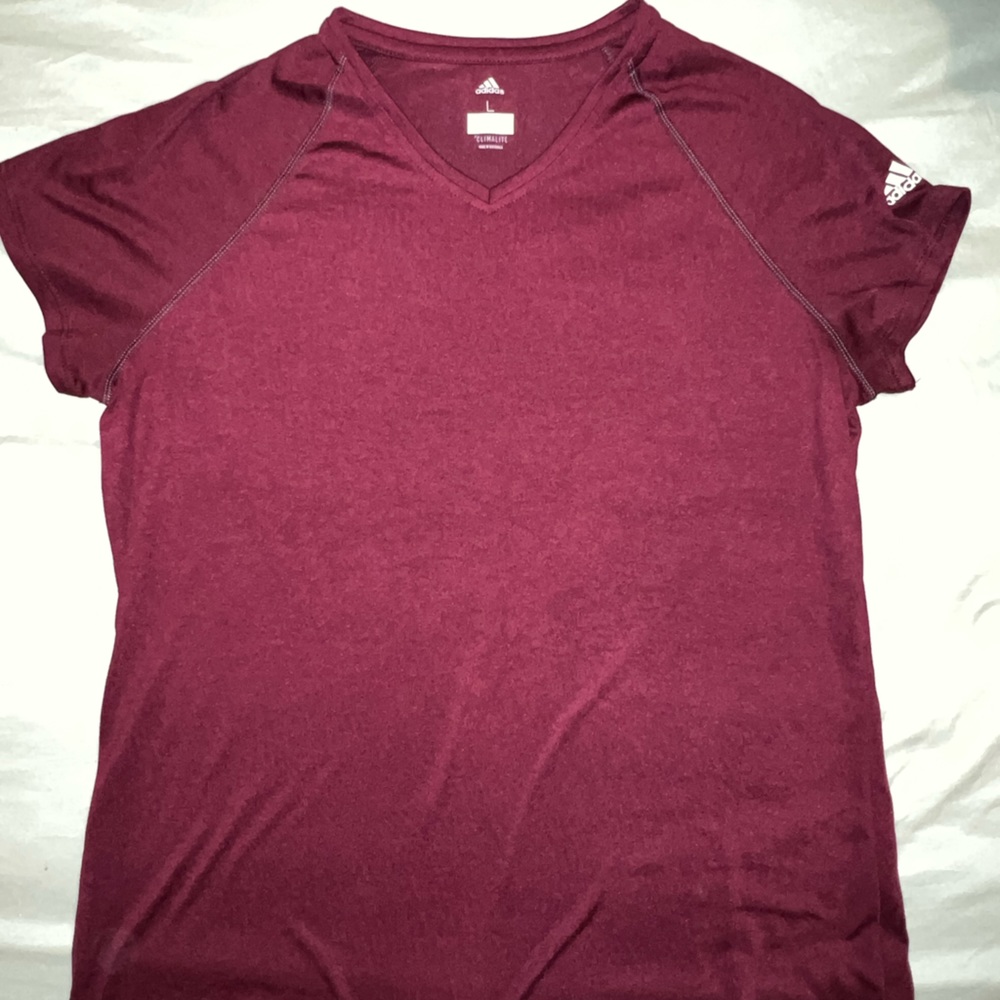Adidas tee